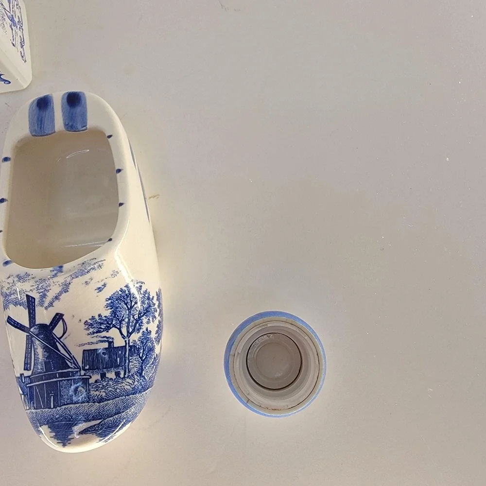 Vintage Delft Blue Windmill Decanter Set Clog Ashtrays Brechner Japan 3 Pc